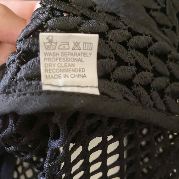 Self-Portrait | Cold shoulder ruffle black top - Picture 7 of 9